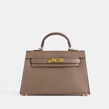 Load image into Gallery viewer, Verona 22 Kelly Style Togo Leather Gold Hardware
